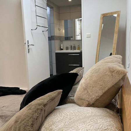 Appartement 5Min To Disneyland, Parking Prive Маньї-ле-Онгр Екстер'єр фото